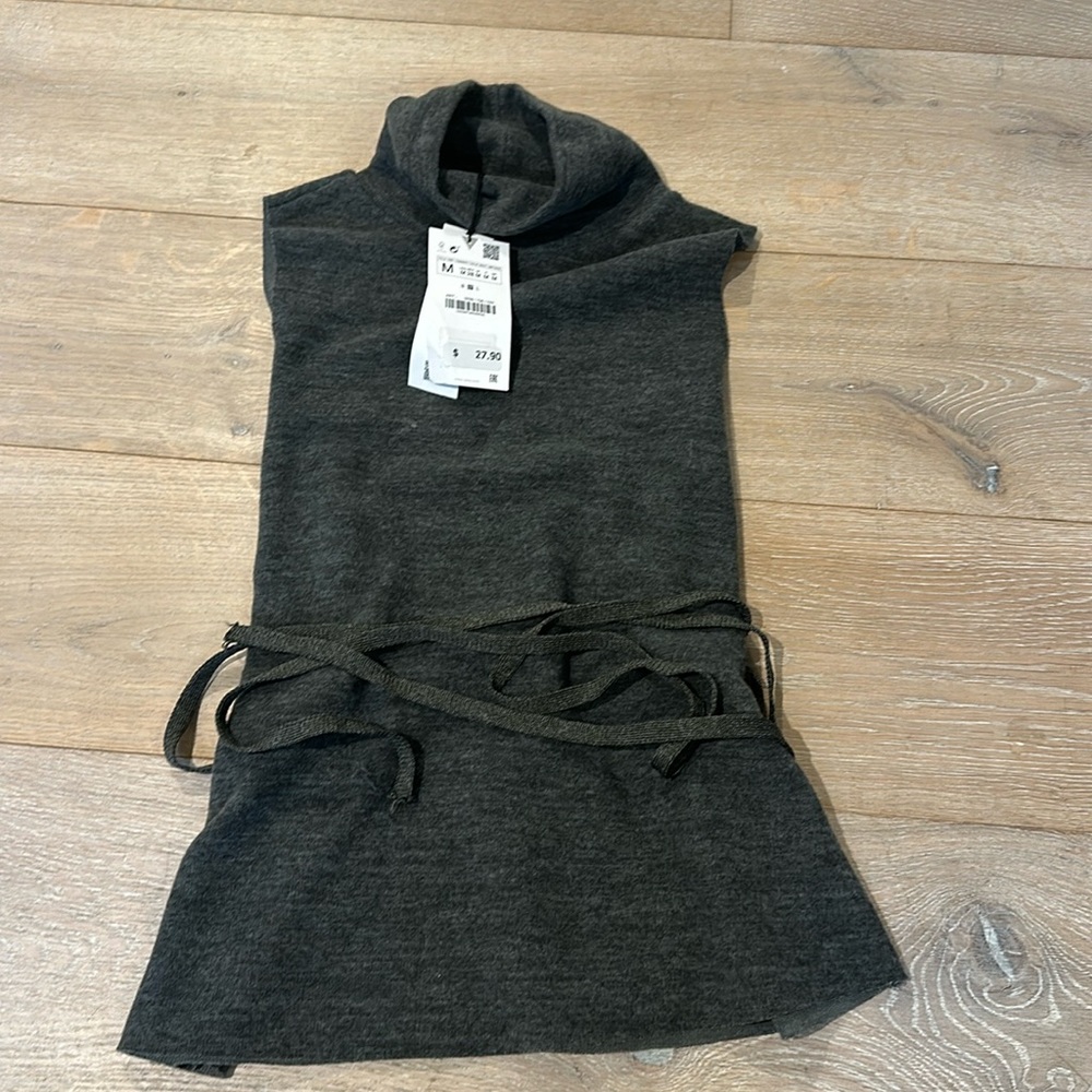NWT Zara Turtleneck Tank